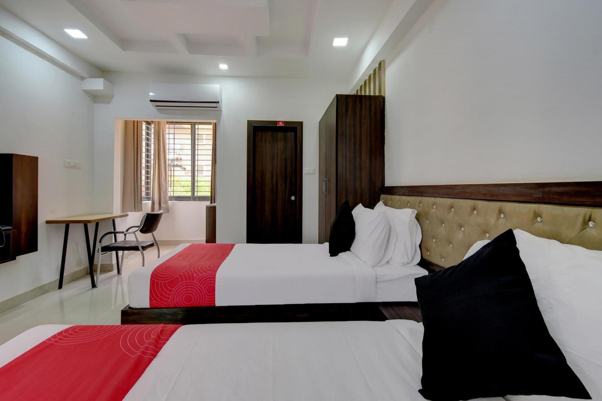 Super Grand Collection O Near Sarjapur Road Near 7D Voyage Hotel Бангалор Екстериор снимка